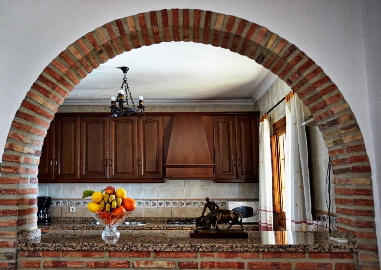La Vesanilla Villa Iznájar Buitenkant foto
