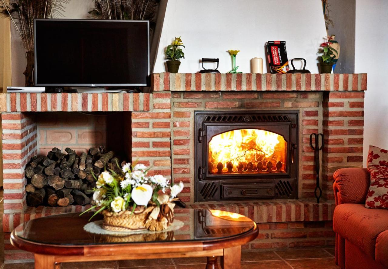 La Vesanilla Villa Iznájar Buitenkant foto